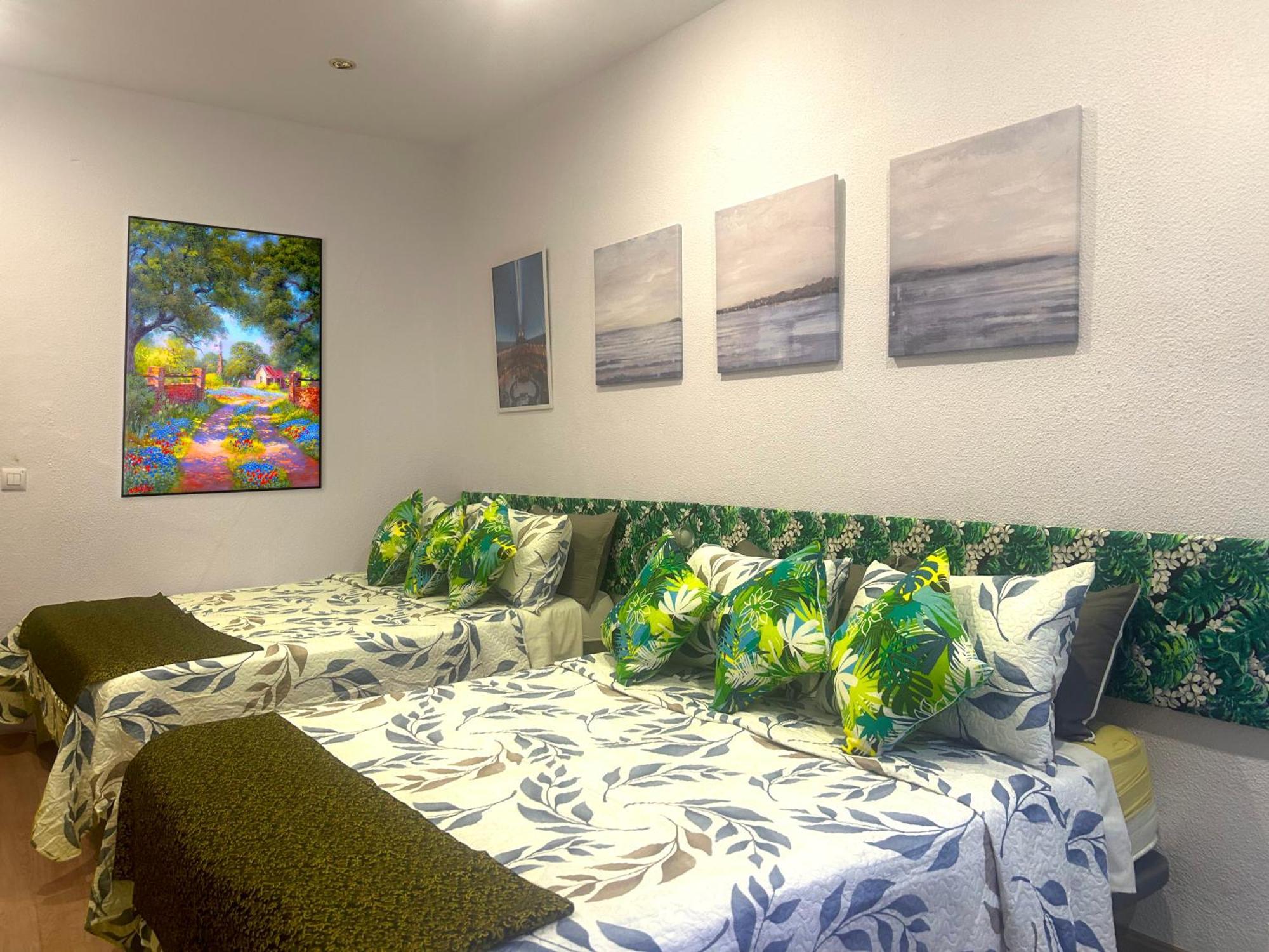 Puerta Del Sol Carretas Apartaments & Rooms Madrid Bagian luar foto