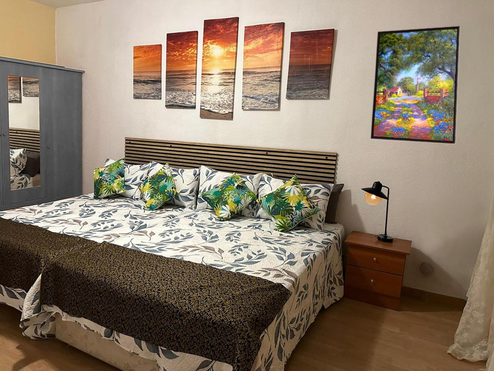 Puerta Del Sol Carretas Apartaments & Rooms Madrid Bagian luar foto